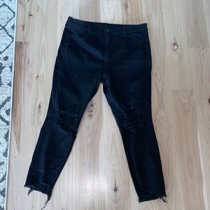 American eagle black ripped jeans. Size 18 regular. The dream jean.